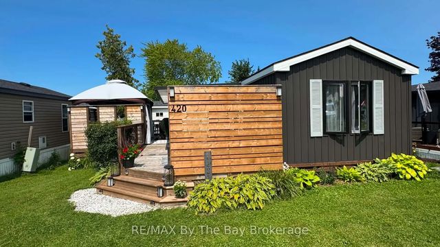 225 Platten Boulevard 420, Scugog