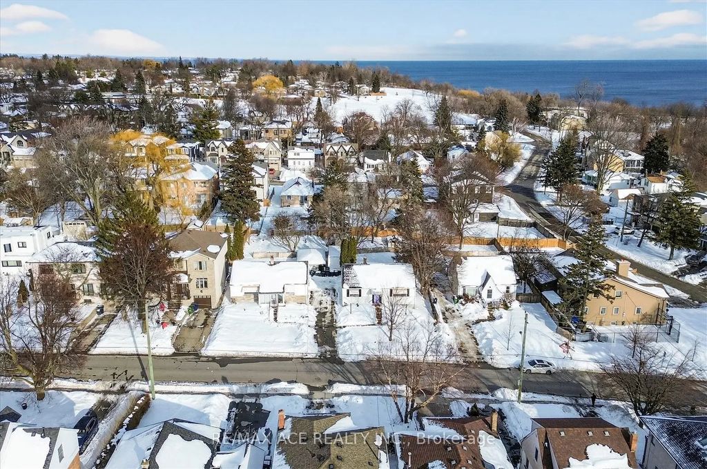 81 Brooklawn Avenue, Toronto E08