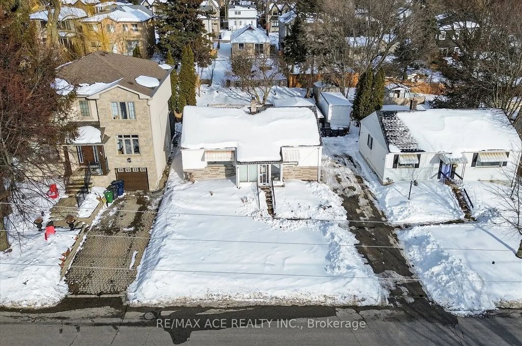 83 Brooklawn Avenue, Toronto E08