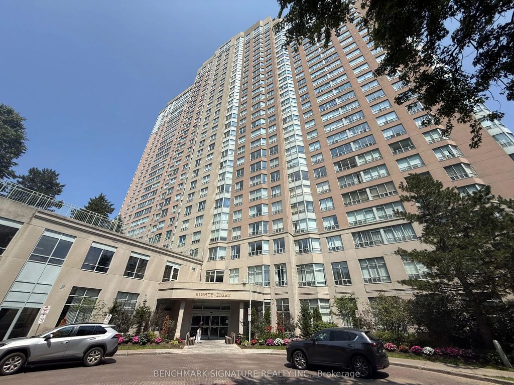 88 Corporate Drive 2405, Toronto E09