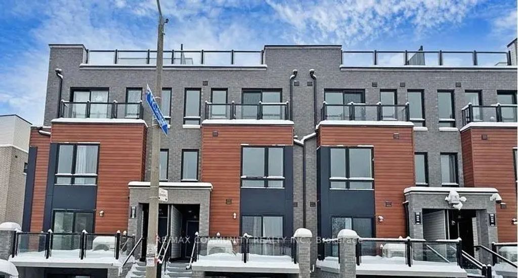 165 Tapscott Road 20, Toronto E11