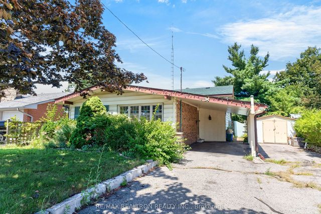 34 Taunton Road W, Oshawa