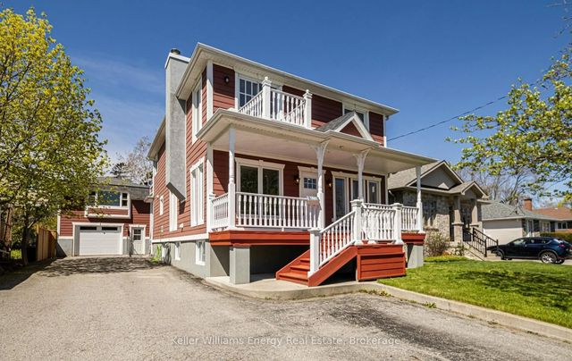 676 Victory Drive, Pickering