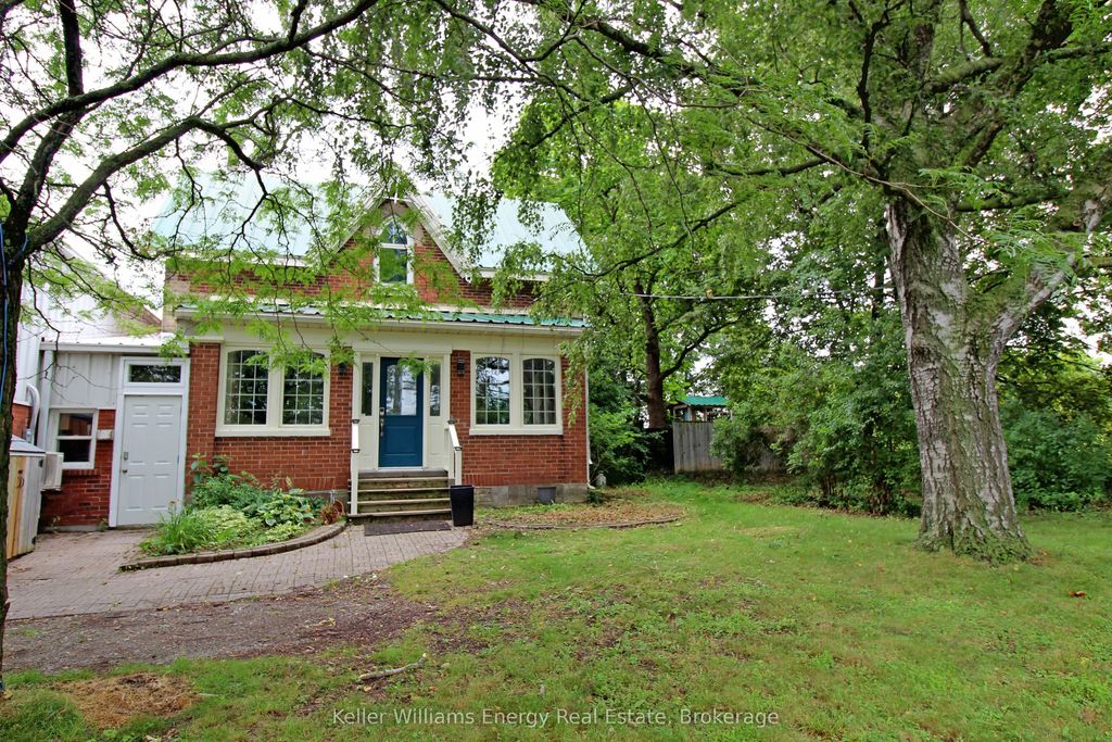 555 Thornton Road S, Oshawa