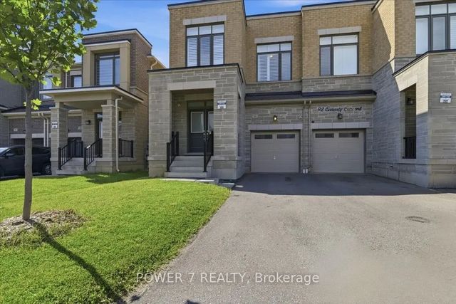 94 Conarty Crescent, Whitby