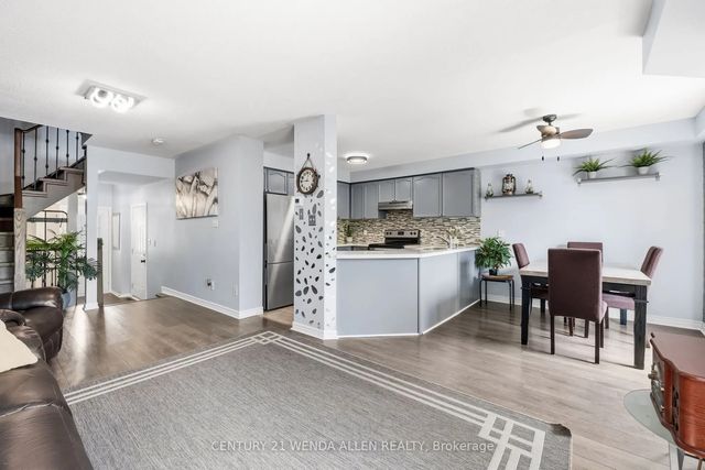 5 Jays Drive, Whitby