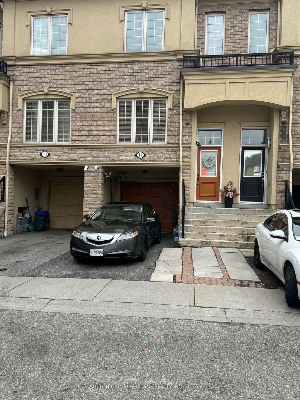 1250 St. Martins Drive W 12, Pickering