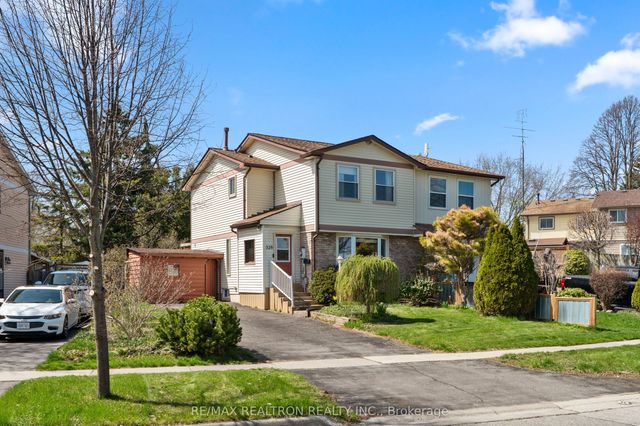 528 Gaylord Drive, Oshawa