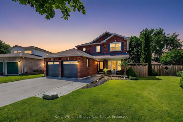 329 Challenger Court, Clarington