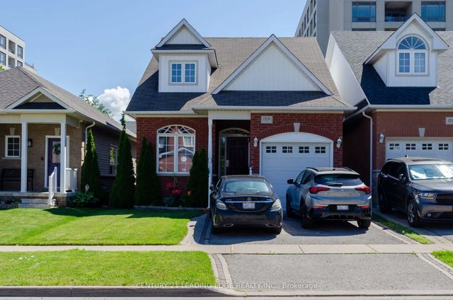 1218 Macinally Court Room, Oshawa