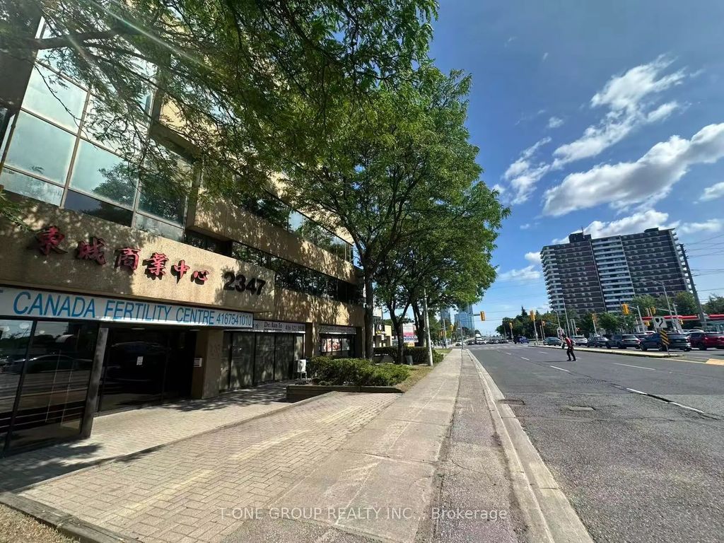 2347 Kennedy Road 407, Toronto E07