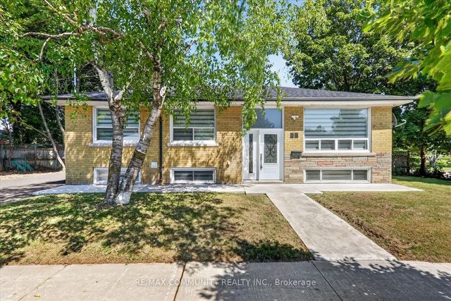 53 Milford Haven Drive N, Toronto E09