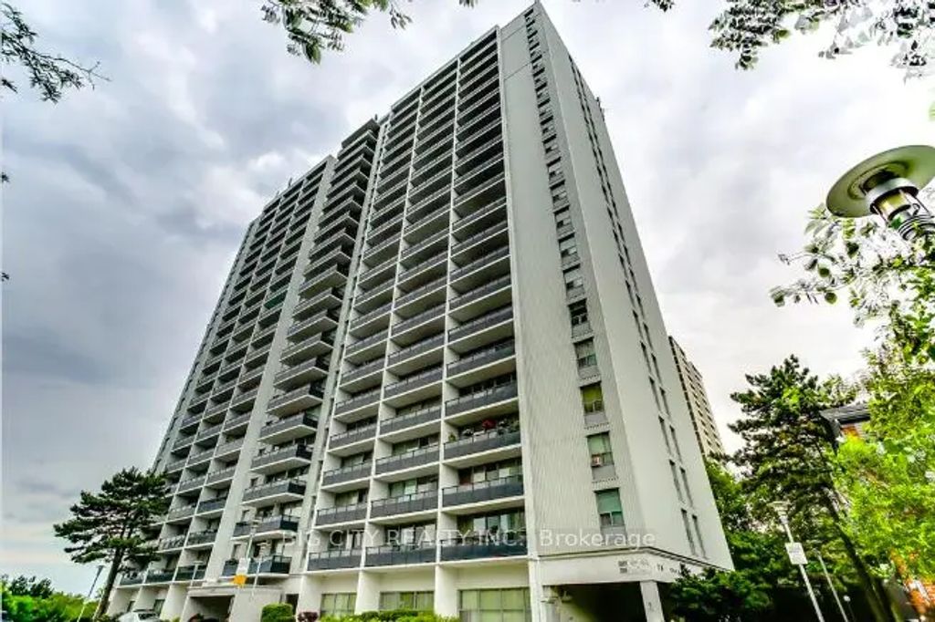 70 Cambridge Avenue 8, Toronto E03
