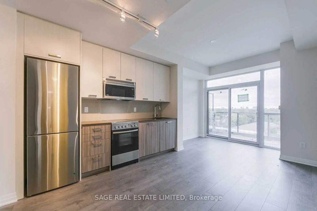 2301 Danforth Avenue 618, Toronto E02