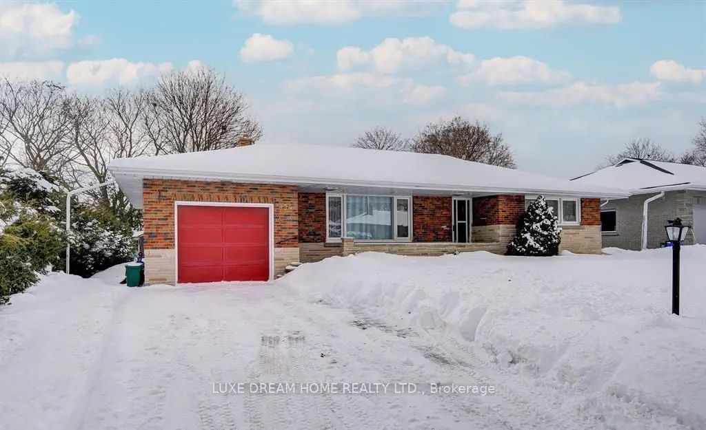 834 Law Street, Oshawa