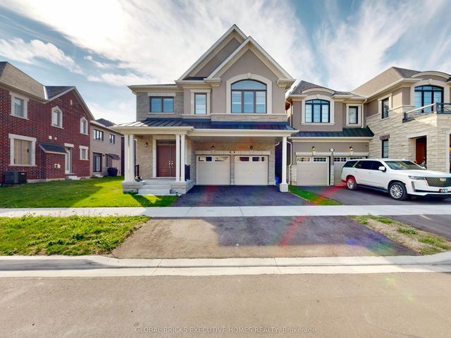 2885 Foxden Square, Pickering