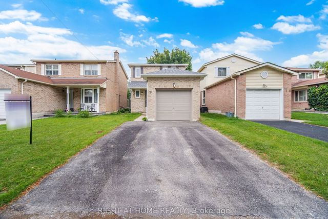 21 Dobson Drive, Ajax