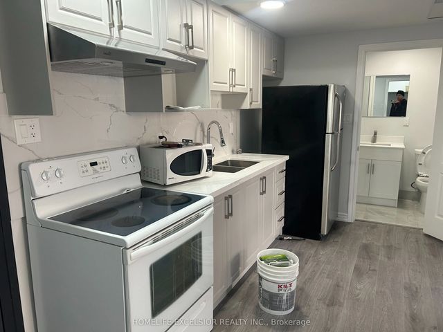 3 Simcoe Street S Unit 3, Oshawa