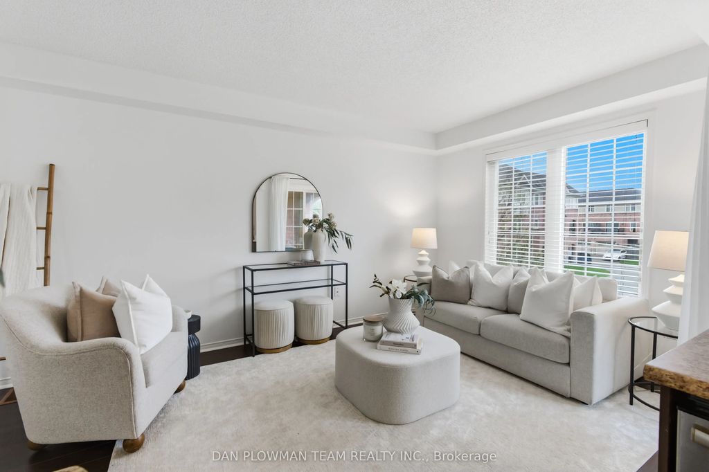 23 Blunden Road, Ajax