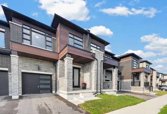 164 Ogston Crescent, Whitby