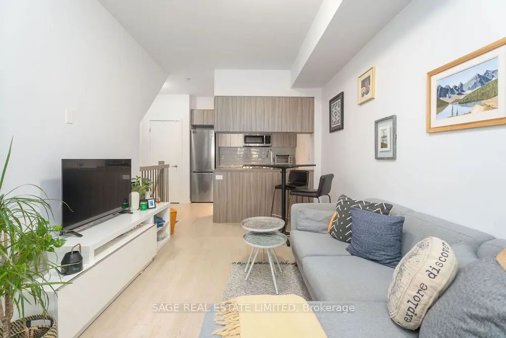 150 Broadview Avenue Th3, Toronto E01