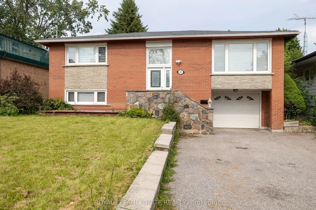 803 Fairview Avenue, Pickering