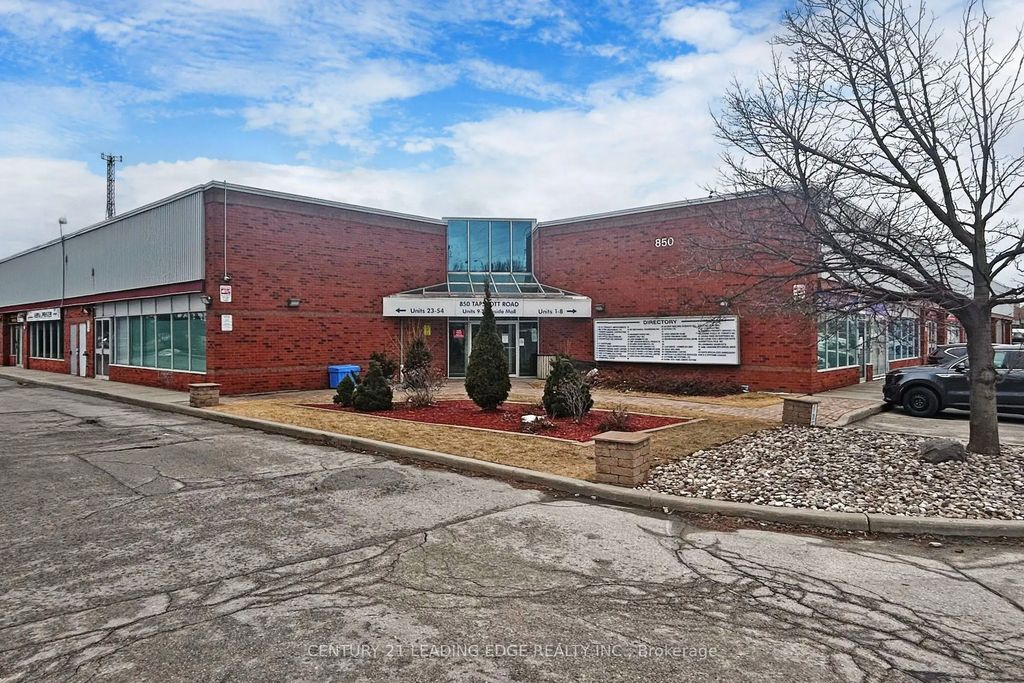 850 Tapscott Road 38, Toronto E11
