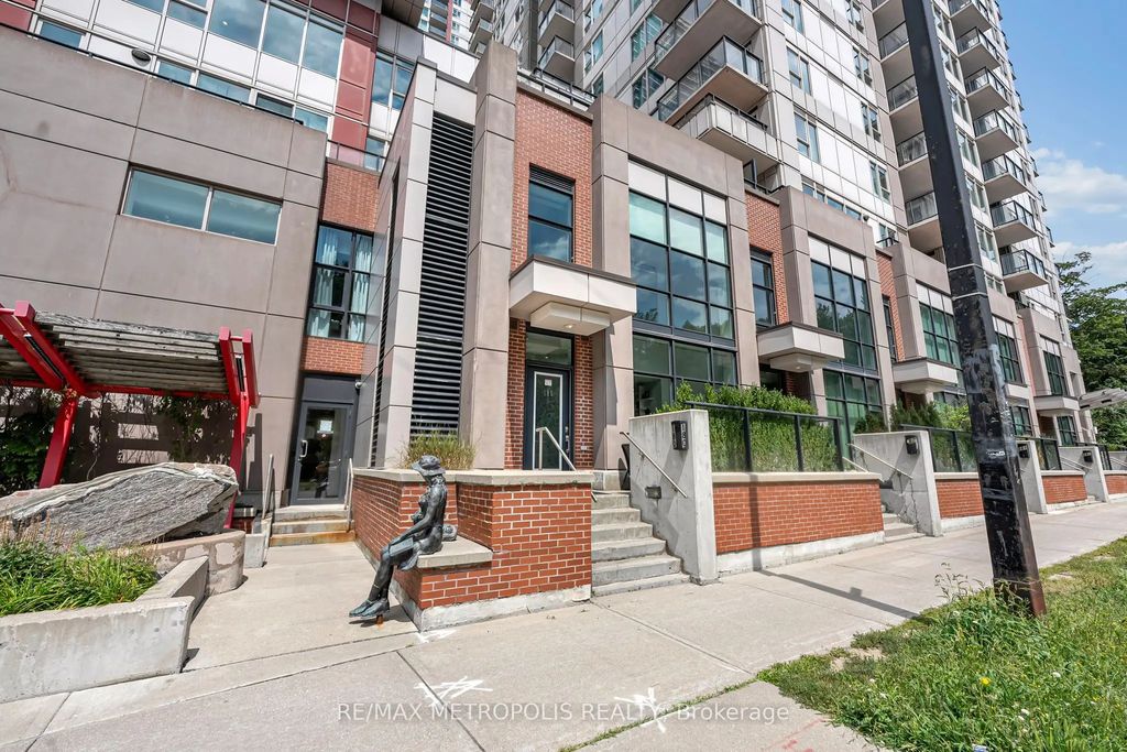 180 Borough Drive, Toronto E09