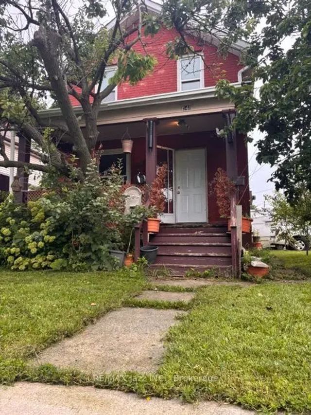548 Front Street, Oshawa