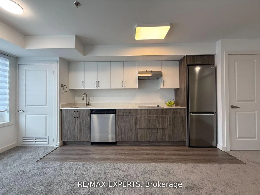 45 Connaught Avenue 104, Toronto E01