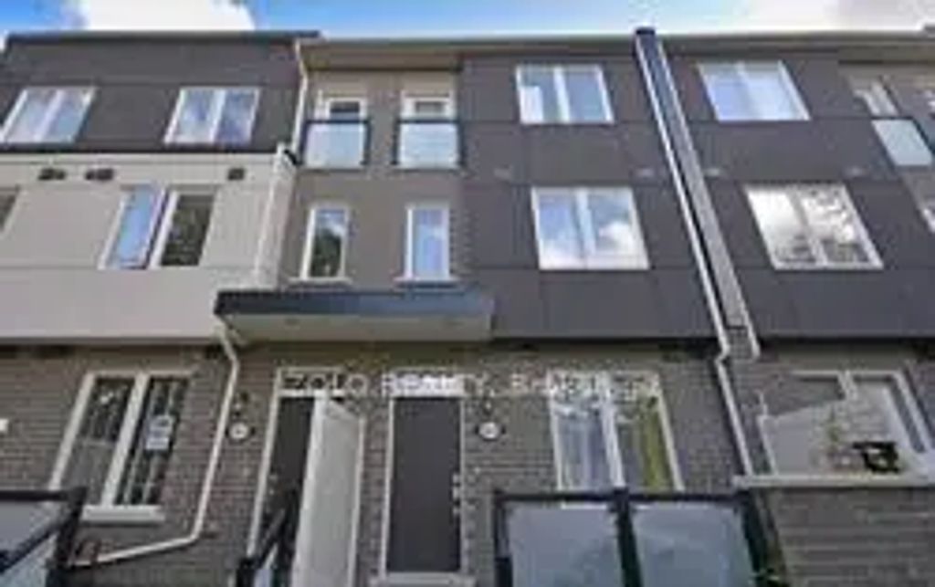 35 Heron Park Place 4, Toronto E10