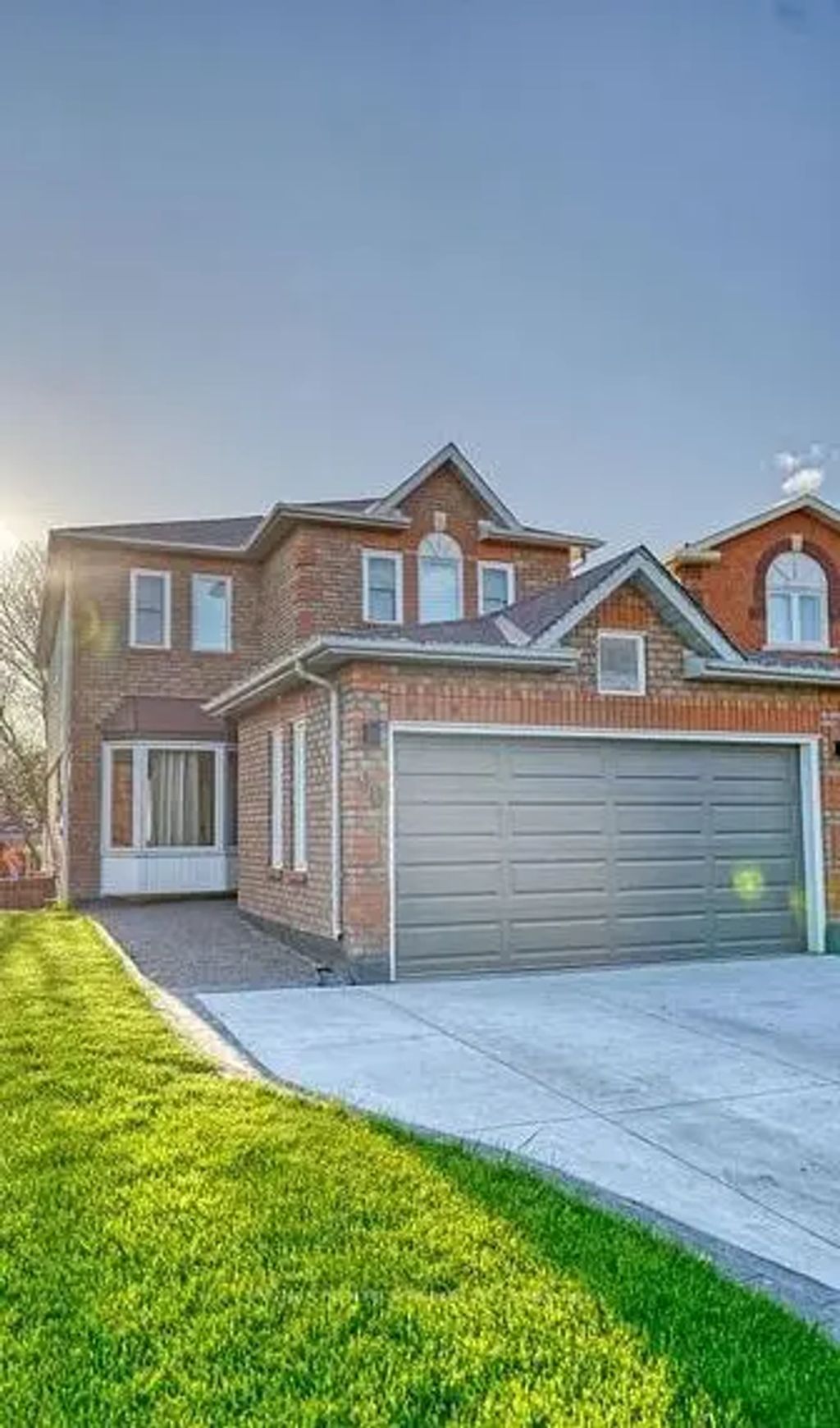 90 Oke Road Main Floor, Clarington