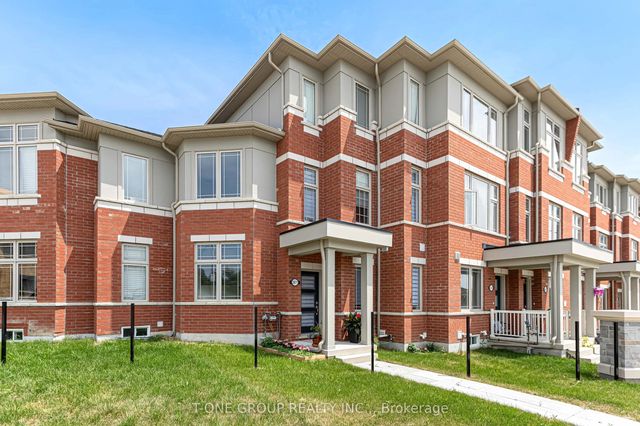 2871 Whites Road, Pickering