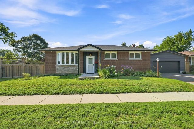 471 Rossland Road E, Oshawa