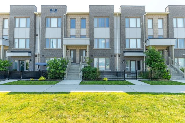 1525 Kingston Road 406, Pickering
