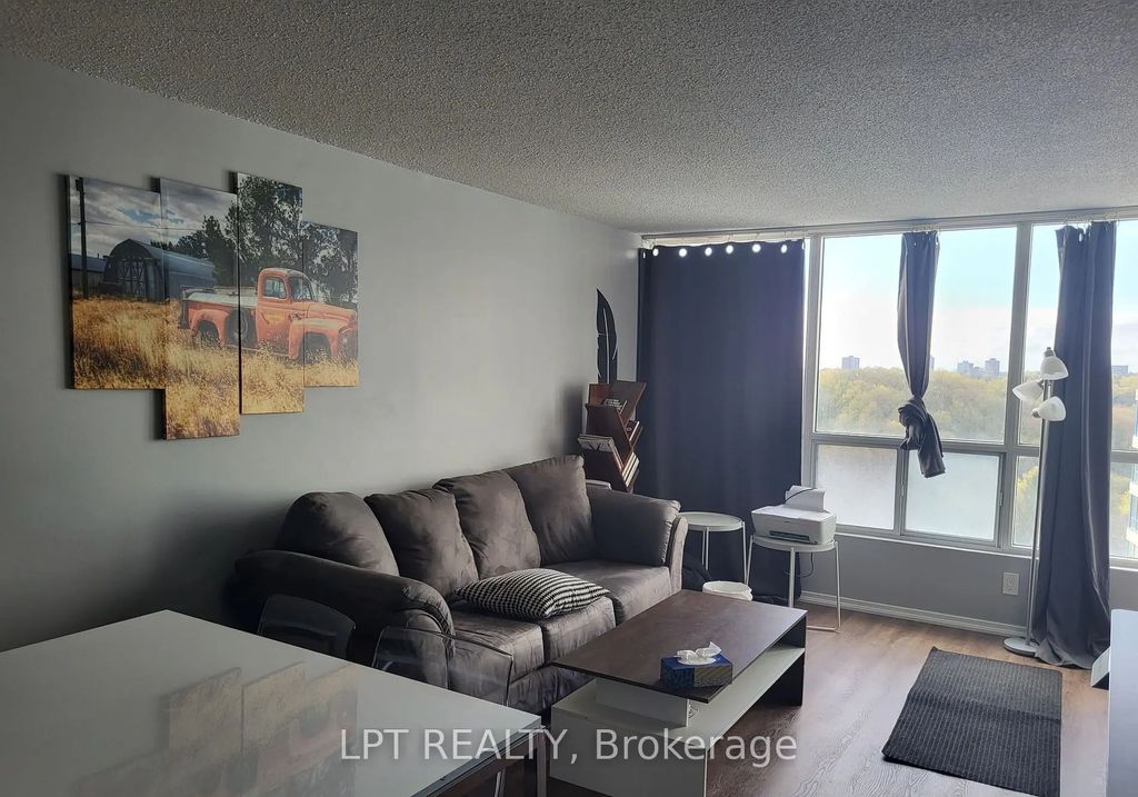 3050 Ellesmere Road 1421, Toronto E09