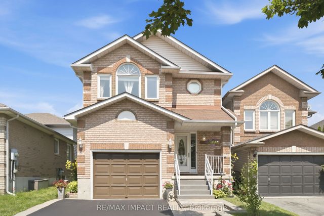 106 Mcfeeters Crescent, Clarington