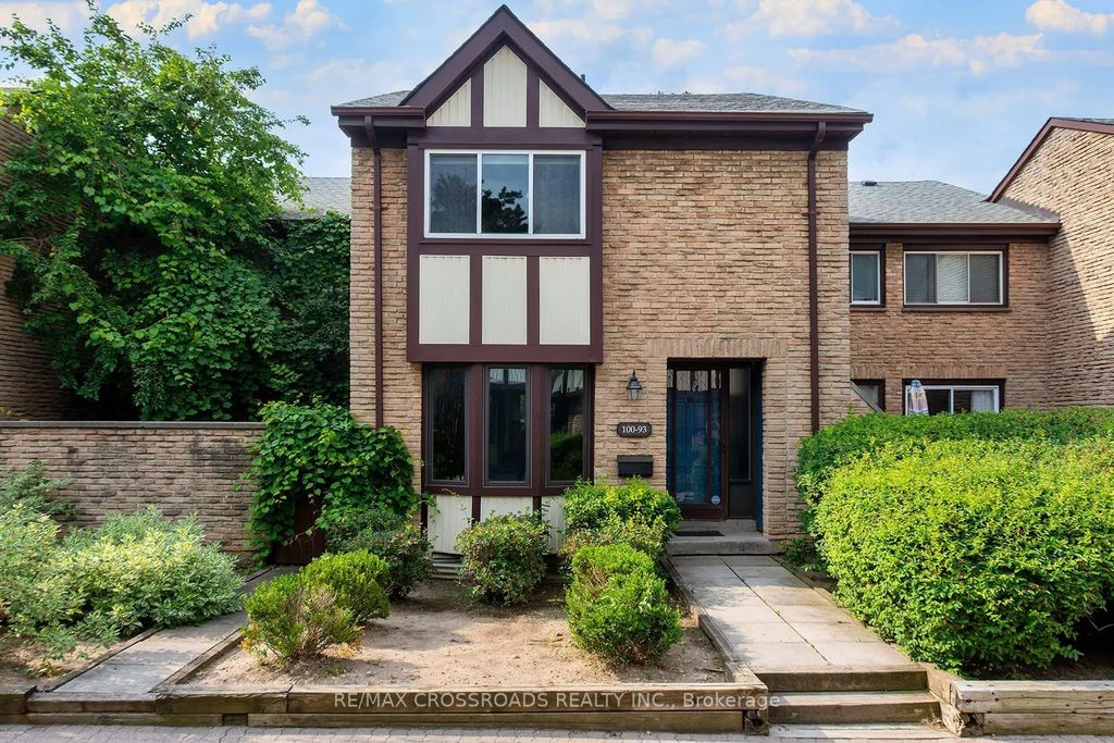 100 Burrows Hall Boulevard 93, Toronto E11