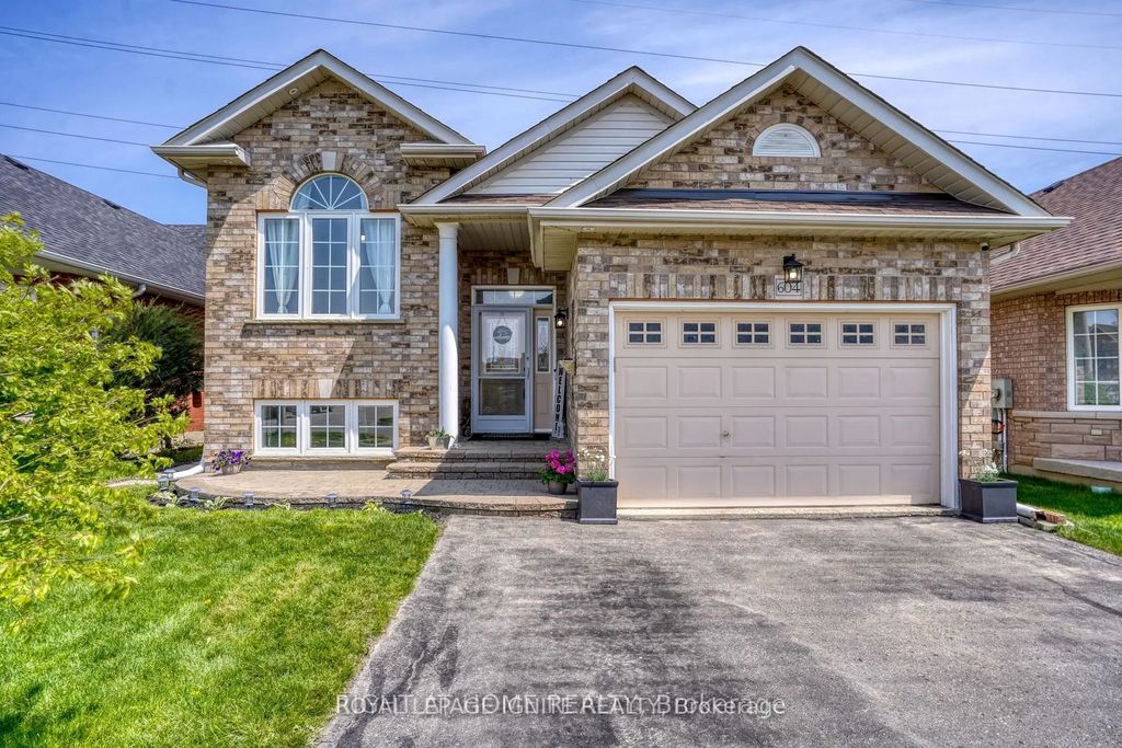 604 Woodmount Crescent, Oshawa