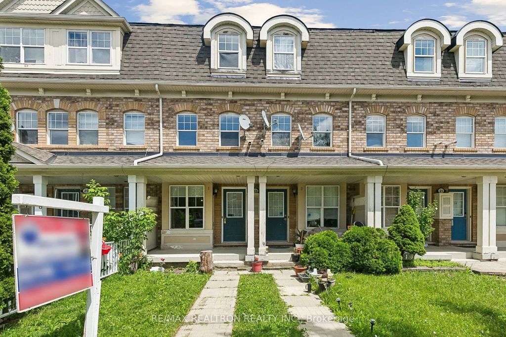 23 Ecopark Gate, Toronto E11