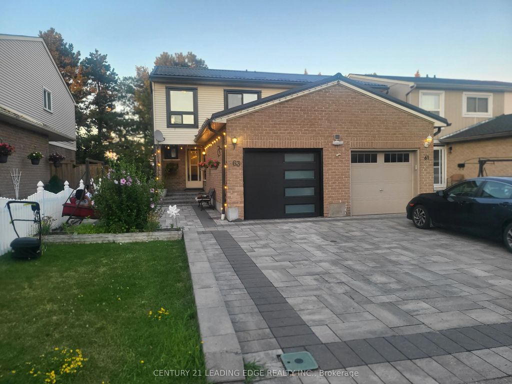 63 Nabob Crescent, Toronto E11