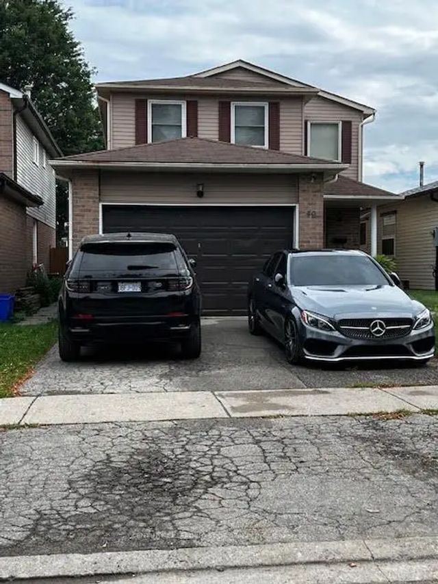 49 Dobson Drive, Ajax