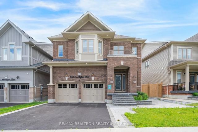 295 Northglen Boulevard, Clarington