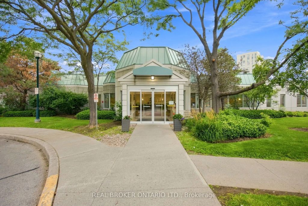 5001 Finch Avenue E 709, Toronto E07