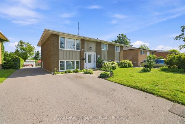 317 Dwight Avenue, Oshawa
