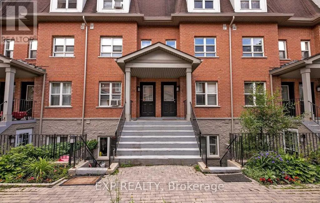 901 Kennedy Road 8, Toronto E04