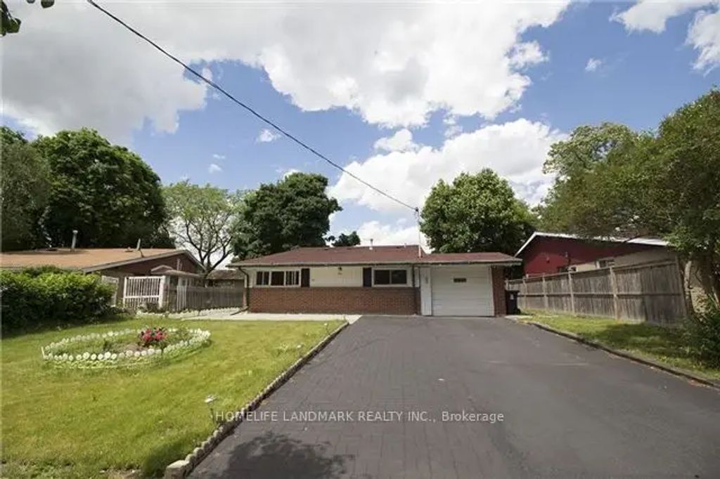 24 Highbrook Drive, Toronto E09