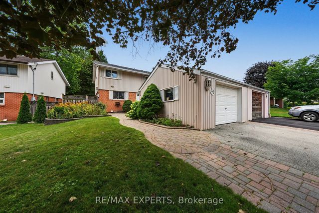 71 Dogwood Crescent, Toronto E09