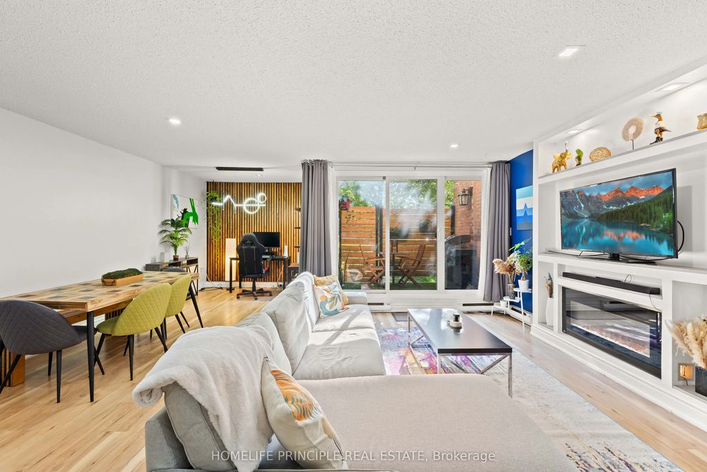 100 Mornelle Court 1059, Toronto E09
