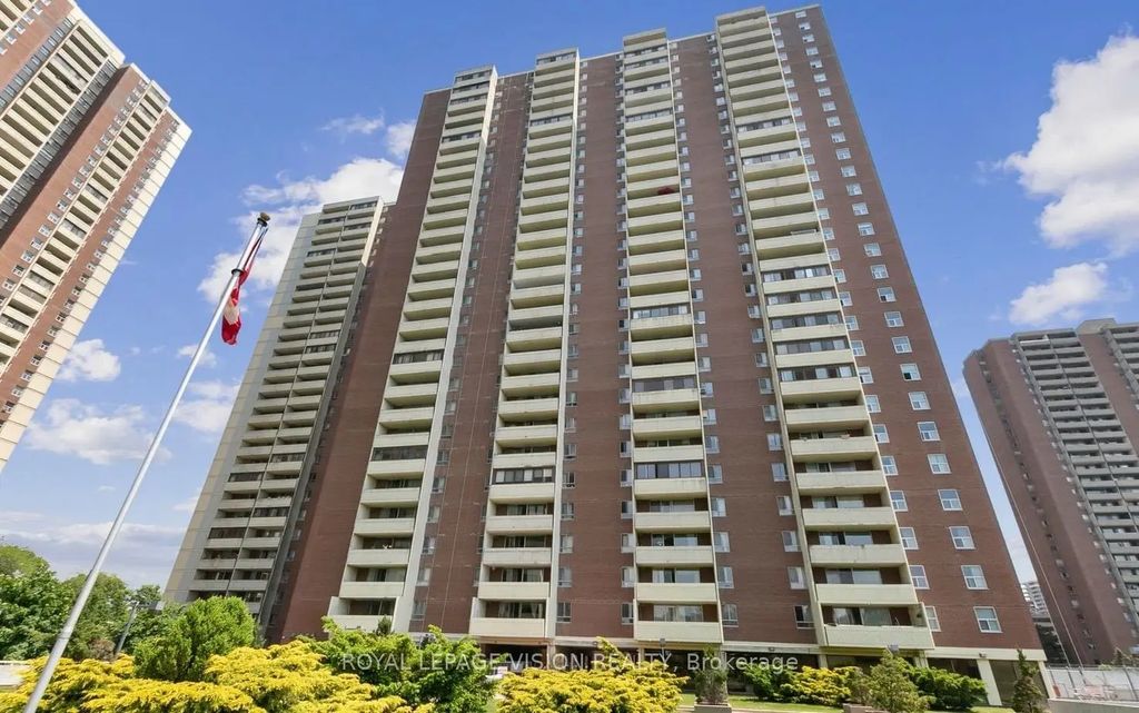 5 Massey Square 2801, Toronto E03